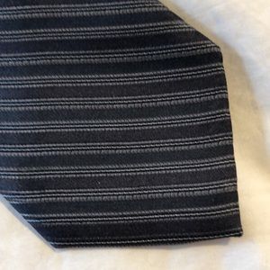 Calvin Klein Men’s Silk Tie.